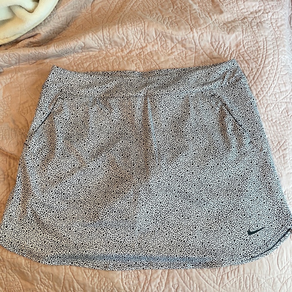 Nike DRI-FIT tennis skort XL never worn